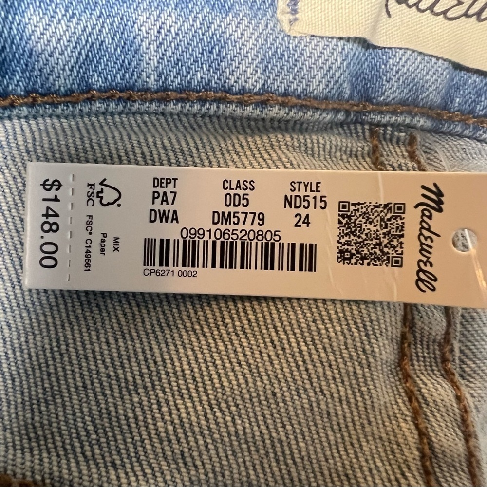 MADEWELL Denim The Perfect Vintage Straight Jean Danby Wash Knee Rip Edition 24 - Picture 9 of 12